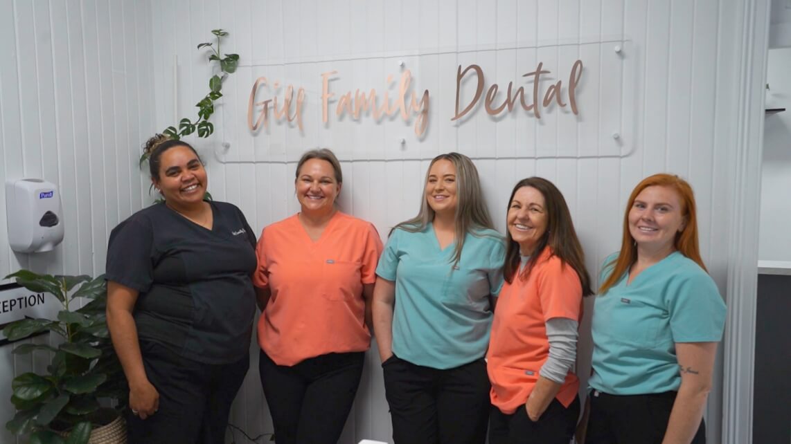 <i>GILL FAMILY DENTAL&nbsp;</i>
